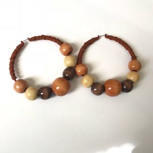 ⭐️Handmade wooden beaded hoop earrings